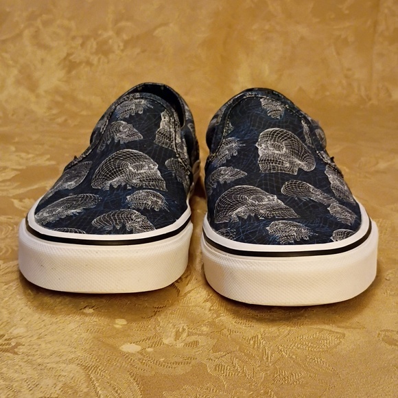 VANS RARE Black and White Skull Pattern Slip-Ons Women's 7.0 Men's 5.5 - Picture 4 of 14